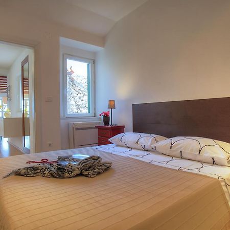 Casa Marina Apartments Sibenik Bagian luar foto