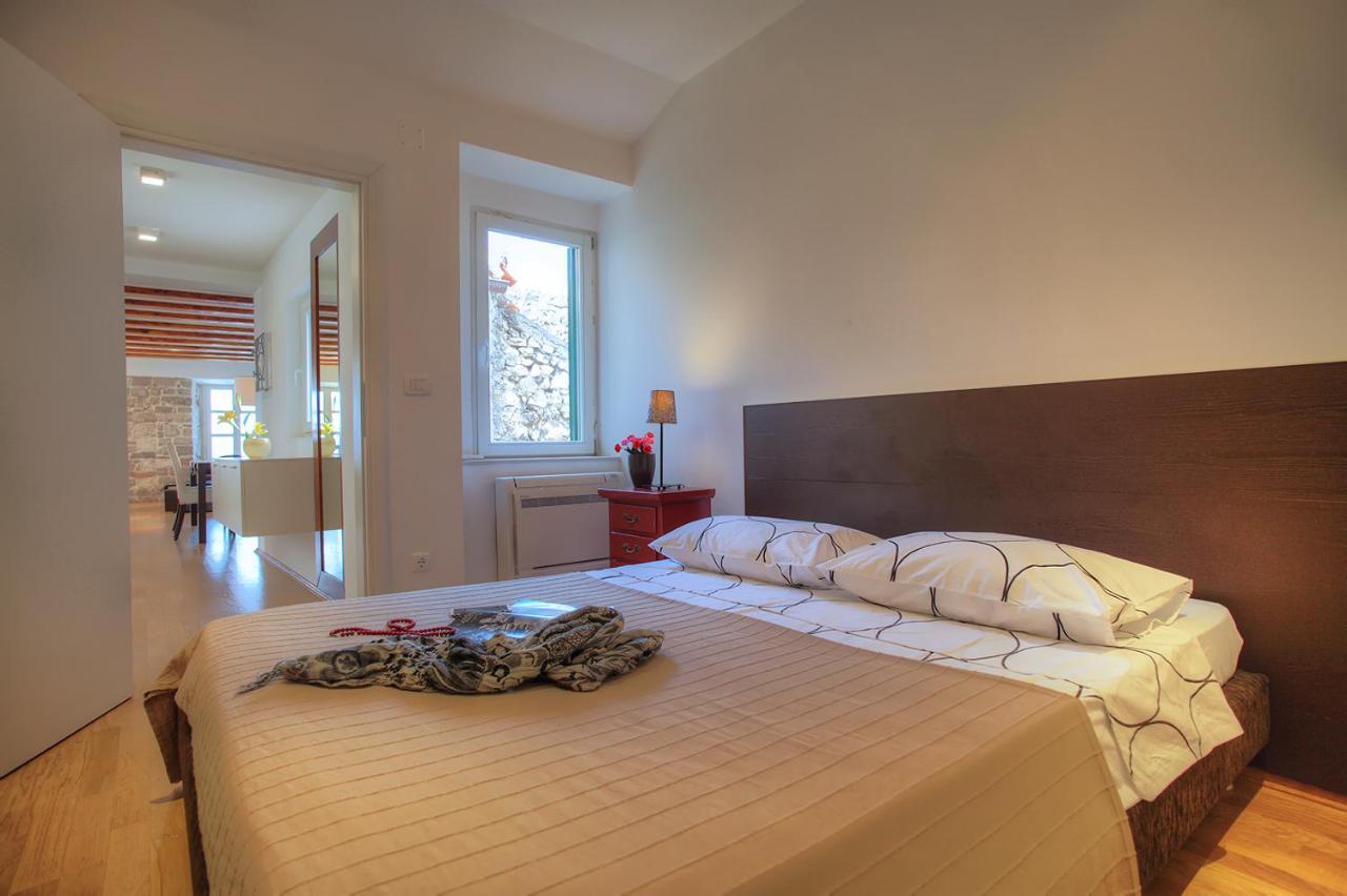 Casa Marina Apartments Sibenik Bagian luar foto