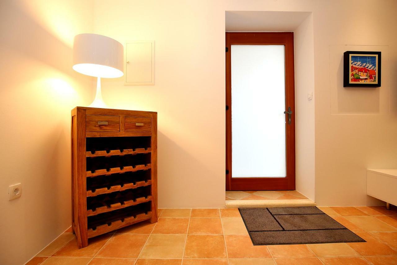 Casa Marina Apartments Sibenik Bagian luar foto